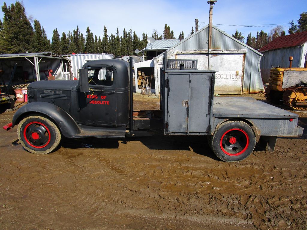 1938 Maple Leaf Truck repairs